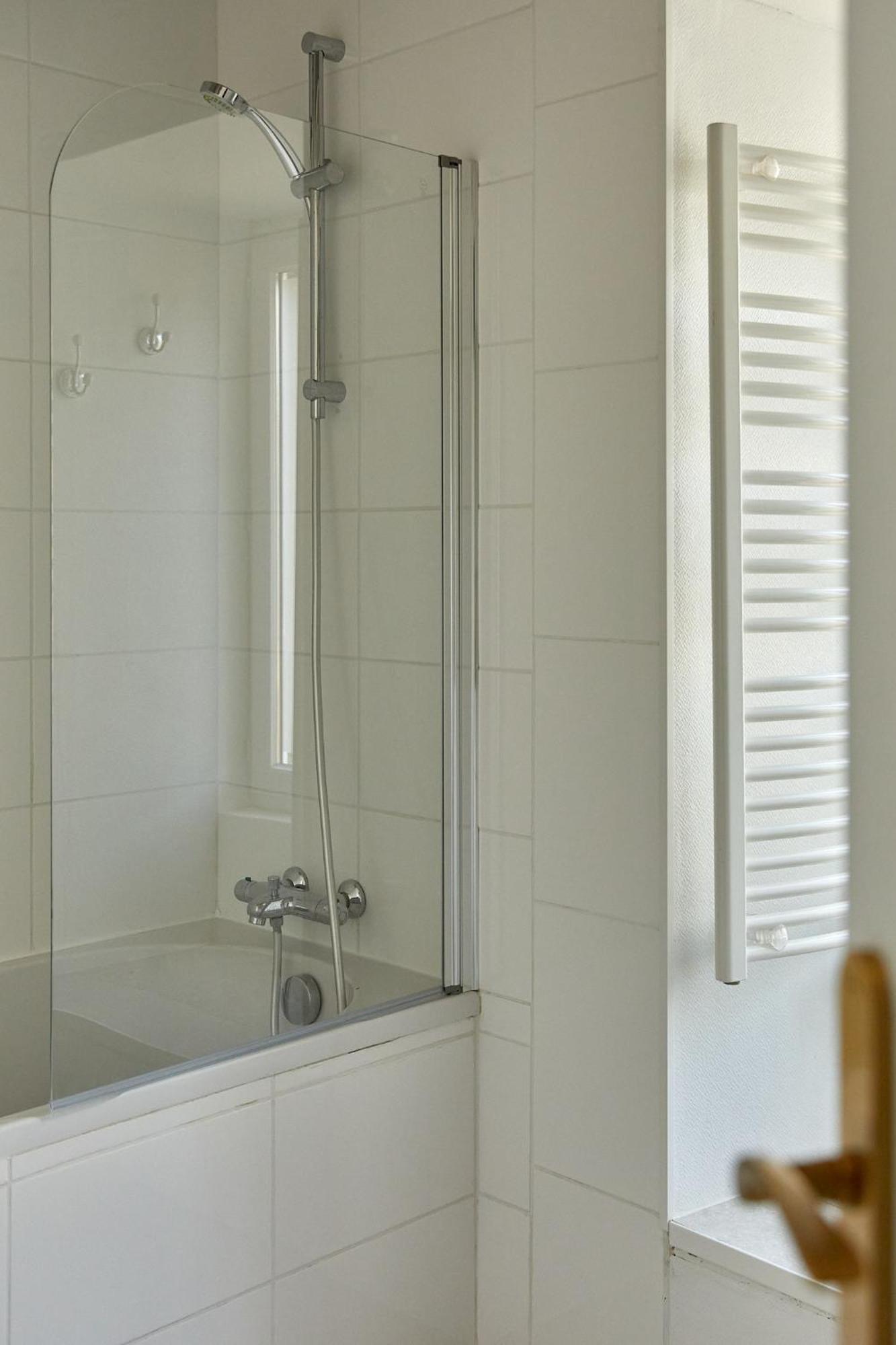 La Breizhidence Bed & Breakfast Combourg Bagian luar foto